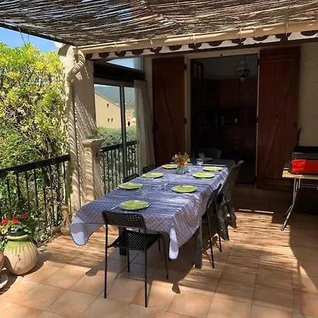 Holiday home La Louette, 100m Centre-village, Piscine H-sol, Proche